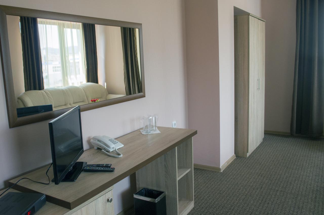 Maribel Spa Hotel Koprilova 외부 사진